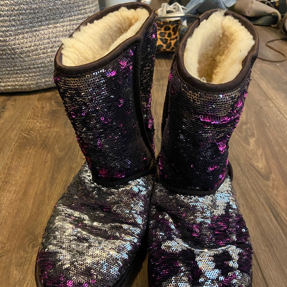 Size 9 ugg boots